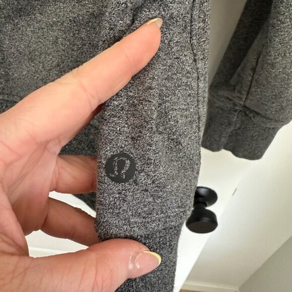 Lululemon Womens Scuba Crew Neck Sweater - Picture 5 of 6